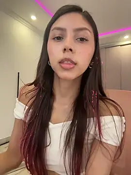 Sensualtease online show from April 21, 11:33 pm