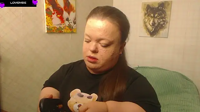 Janiffer MiMi online show from October 29, 6:29 pm