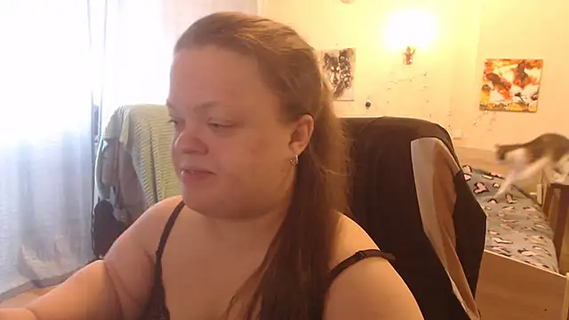 Snapshot of Janiffer_MiMi chatting on February 14, 7:38 am Janiffer MiMi online show from February 14, 7:38 am