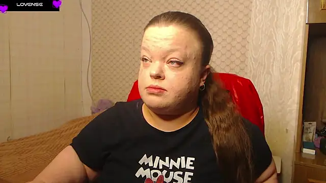 Janiffer MiMi online show from November 15, 3:05 pm