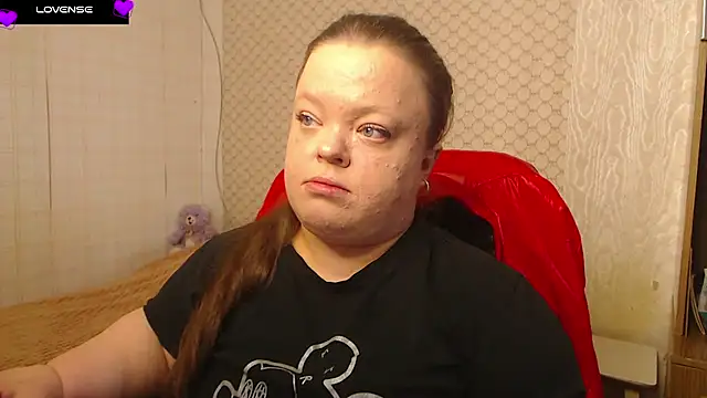 Janiffer MiMi online show from November 13, 7:45 am