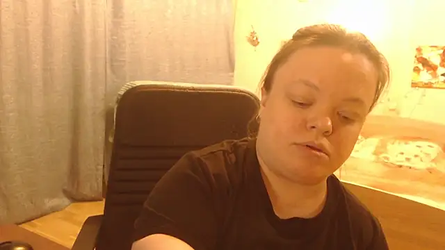 Snapshot of Janiffer_MiMi chatting on February 21, 4:59 pm Janiffer MiMi online show from February 21, 4:59 pm