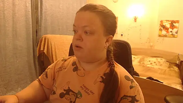 Snapshot of Janiffer_MiMi chatting on February 1, 4:32 pm Janiffer MiMi online show from February 1, 4:32 pm