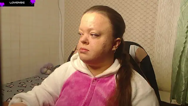 Snapshot of Janiffer_MiMi chatting on January 15, 5:49 pm Janiffer MiMi online show from January 15, 5:49 pm