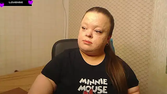 Janiffer MiMi online show from March 22, 4:19 pm