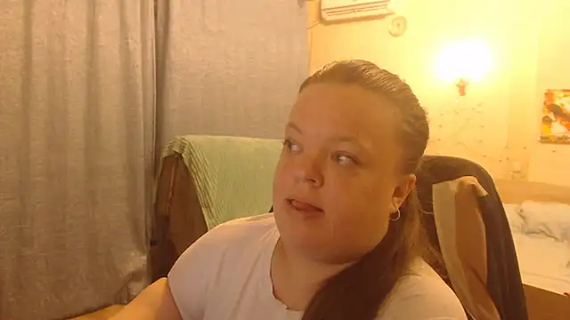 Snapshot of Janiffer_MiMi chatting on March 20, 7:57 pm Janiffer MiMi online show from March 20, 7:57 pm