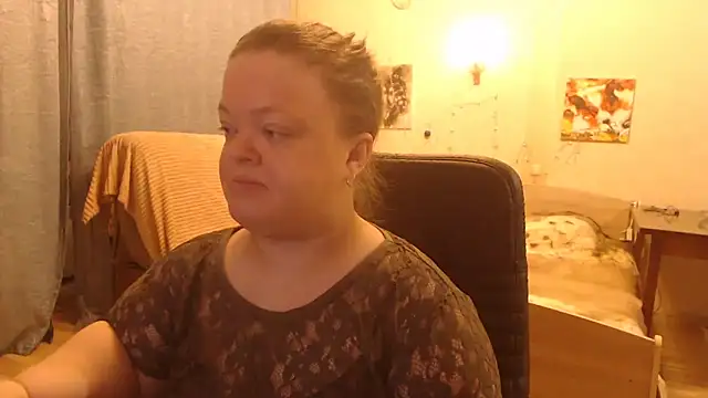 Snapshot of Janiffer_MiMi chatting on January 31, 6:14 pm Janiffer MiMi online show from January 31, 6:14 pm