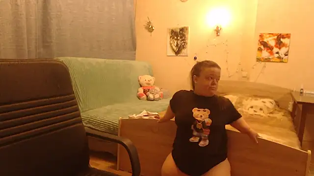 Snapshot of Janiffer_MiMi chatting on February 22, 9:15 pm Janiffer MiMi online show from February 22, 9:15 pm