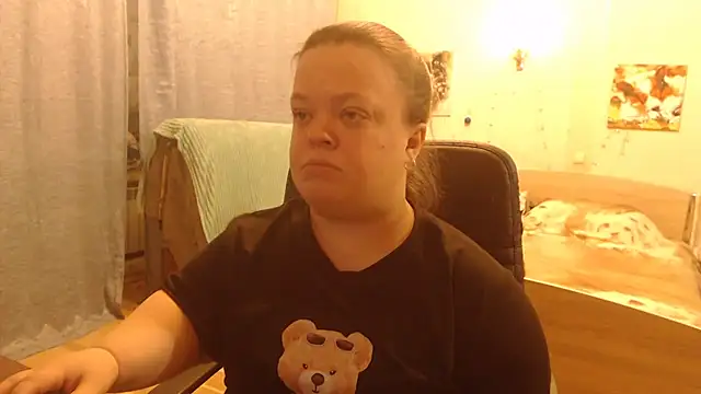 Snapshot of Janiffer_MiMi chatting on February 18, 7:52 pm Janiffer MiMi online show from February 18, 7:52 pm