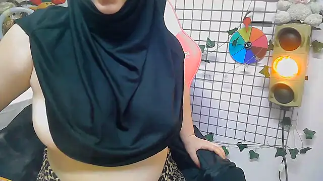 PinkPudding online show from March 3, 7:43 pm