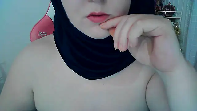 PinkPudding online show from December 24, 6:28 pm