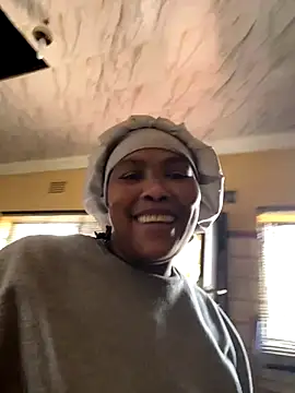 Snapshot of BADFATASS85 chatting on November 8, 5:44 am BADFATASS85 online show from November 8, 5:44 am