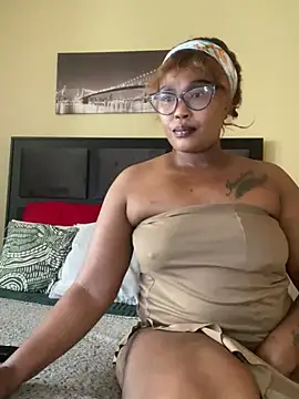 Snapshot of BADFATASS85 chatting on July 24, 11:06 am BADFATASS85 online show from July 24, 11:06 am