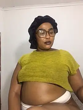 Snapshot of BADFATASS85 chatting on March 13, 11:38 pm BADFATASS85 online show from March 13, 11:38 pm