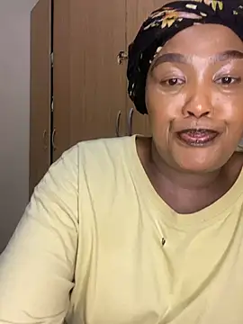 Snapshot of BADFATASS85 chatting on June 24, 4:27 pm BADFATASS85 online show from June 24, 4:27 pm