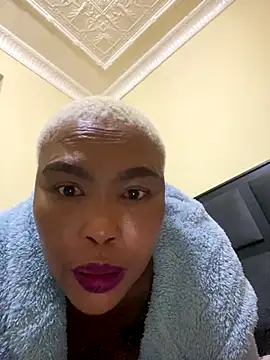 Snapshot of BADFATASS85 chatting on December 14, 7:08 pm BADFATASS85 online show from December 14, 7:08 pm