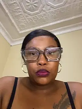 BADFATASS85 online show from March 23, 3:34 pm