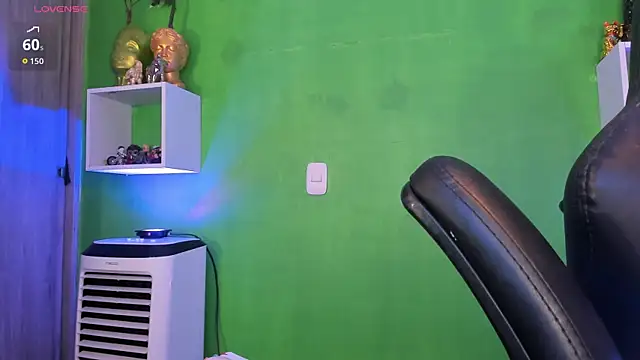 Snapshot of Ricardo_1998 chatting on December 1, 1:50 am Ricardo 1998 online show from December 1, 1:50 am