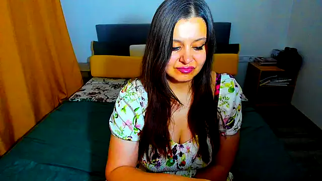 pinupmod online show from November 4, 11:41 pm