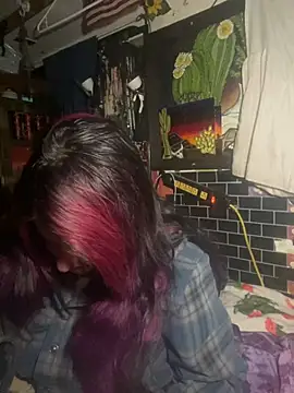 Snapshot of 1-800-FUCKYOU chatting on January 2, 2:33 am 1-800-FUCKYOU online show from January 2, 2:33 am