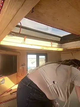 Snapshot of 1-800-FUCKYOU chatting on March 1, 6:43 pm 1-800-FUCKYOU online show from March 1, 6:43 pm