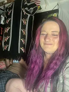 Snapshot of 1-800-FUCKYOU chatting on January 3, 5:39 am 1-800-FUCKYOU online show from January 3, 5:39 am