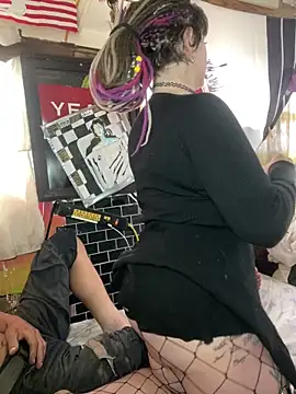 Snapshot of 1-800-FUCKYOU chatting on September 28, 10:50 pm 1-800-FUCKYOU online show from September 28, 10:50 pm