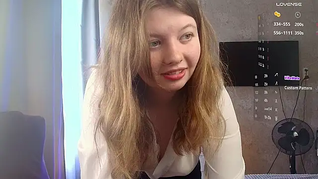 Vivian cutie online show from June 20, 10:31 am