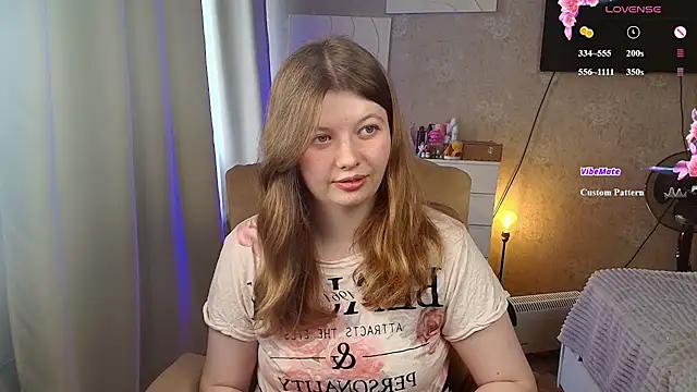 Vivian cutie online show from June 26, 3:51 pm