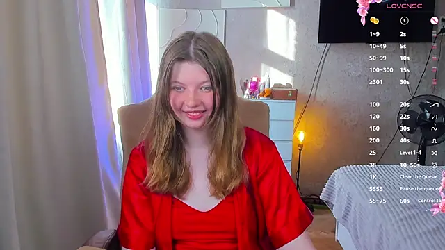 Vivian cutie online show from July 19, 3:42 pm