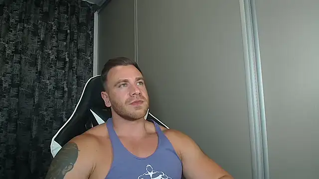 Snapshot of Thori92 chatting on July 7, 5:16 pm Thori92 online show from July 7, 5:16 pm