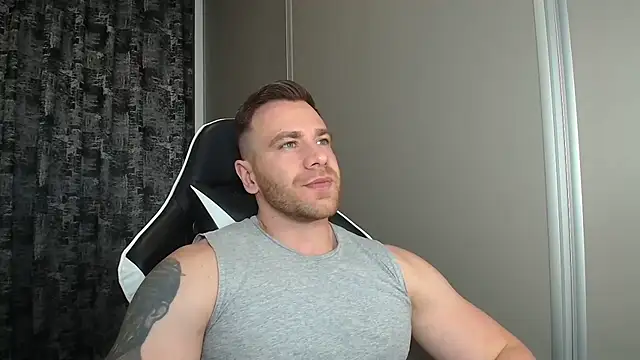 Thori92 online show from May 9, 4:54 pm