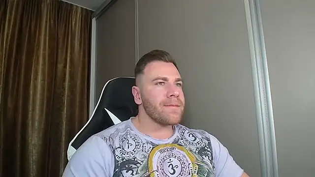 Thori92 online show from December 17, 6:57 pm