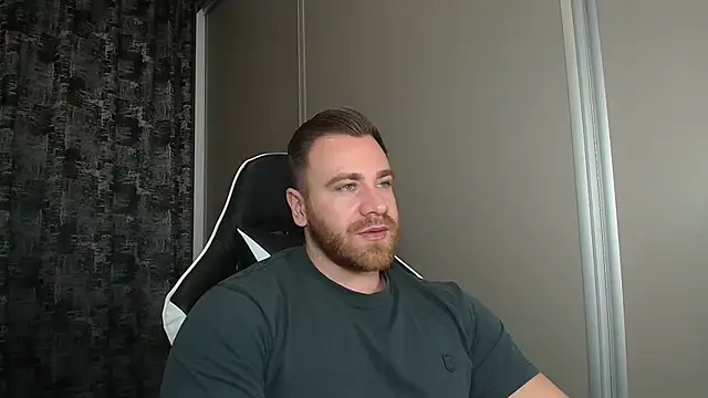 Thori92 online show from January 9, 5:42 pm