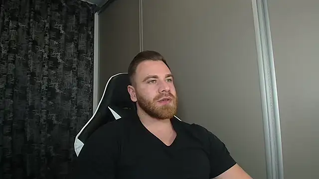 Thori92 online show from November 24, 7:03 pm