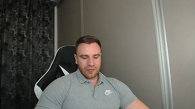 Thori92 online show from March 16, 4:43 pm