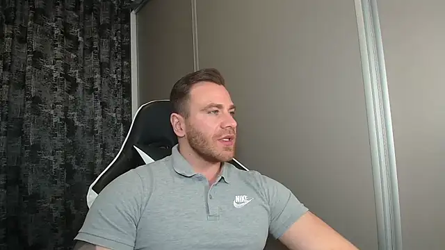 Thori92 online show from March 26, 7:34 pm