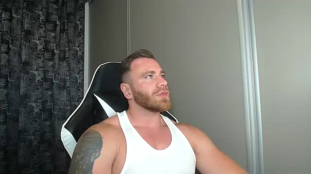 Snapshot of Thori92 chatting on June 22, 6:05 pm Thori92 online show from June 22, 6:05 pm