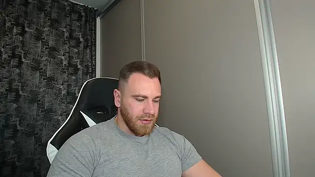 Thori92 online show from November 6, 6:56 pm