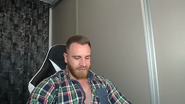 Thori92 online show from September 14, 1:33 pm