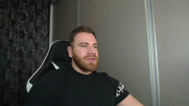 Thori92 online show from February 11, 6:30 pm