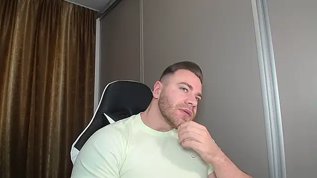 Thori92 online show from December 21, 11:56 am