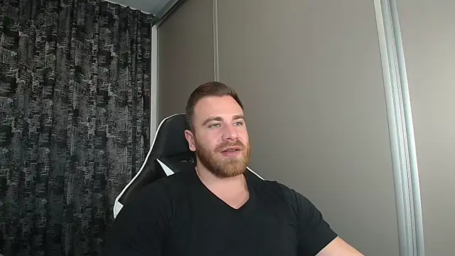 Thori92 online show from November 17, 4:55 pm