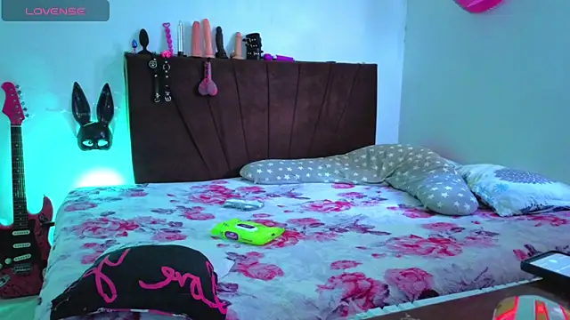 I am kim online show from March 15, 4:14 pm