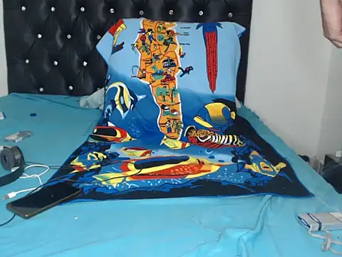 jeancarloscum12 online show from May 17, 8:31 pm