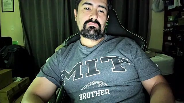 VonDoomdelToro online show from October 28, 6:12 am