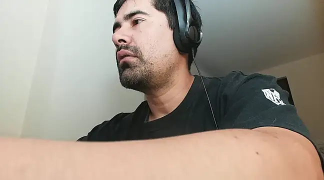 VonDoomdelToro online show from February 10, 3:57 am