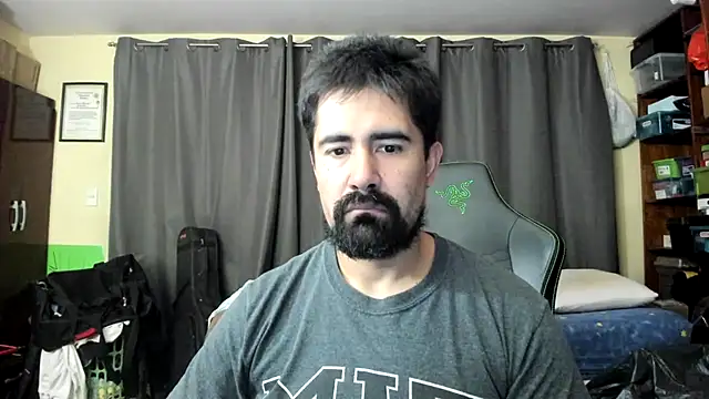 VonDoomdelToro online show from December 7, 8:49 am