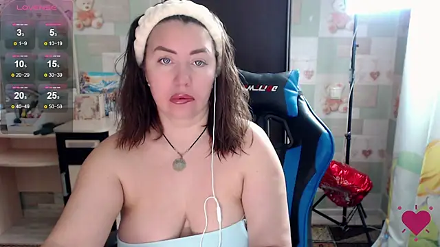 Korolek12 online show from December 15, 5:35 am