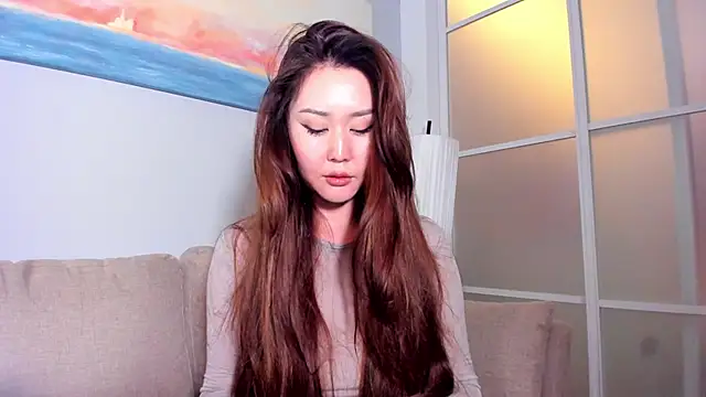 lucky liss  online show from April 26, 5:05 am